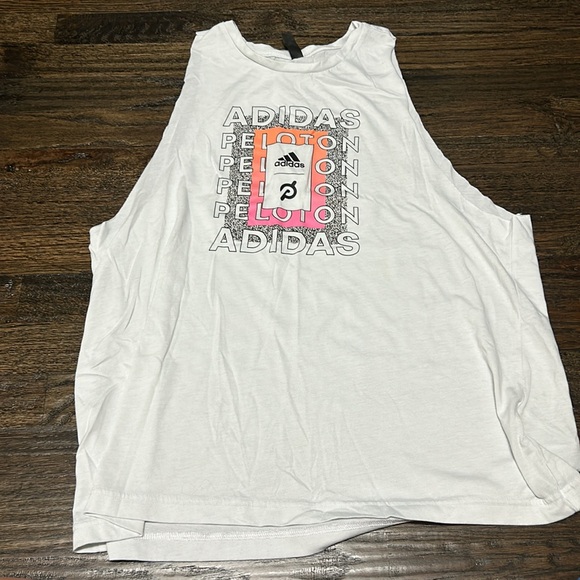 Peloton x Adidas women’s Tee, size XL - Picture 4 of 11